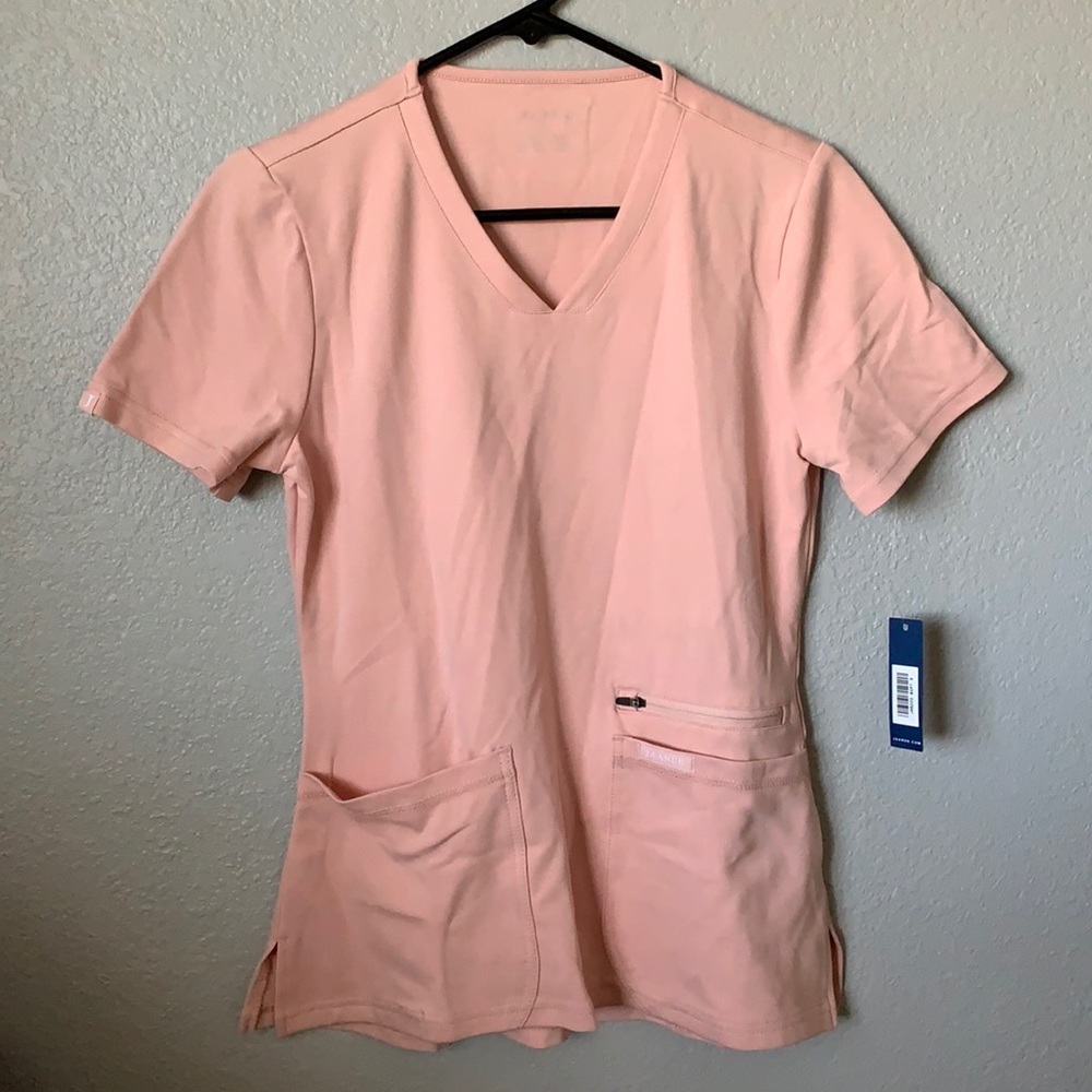 Jaanuu Scrub Top
